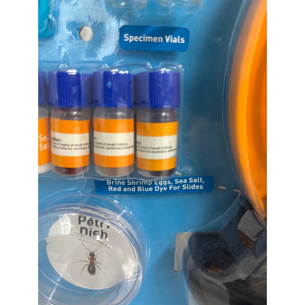 Discovery Microscope Science Kit STEM Set with Tools and Specimen Vials - Picture 7 of 7